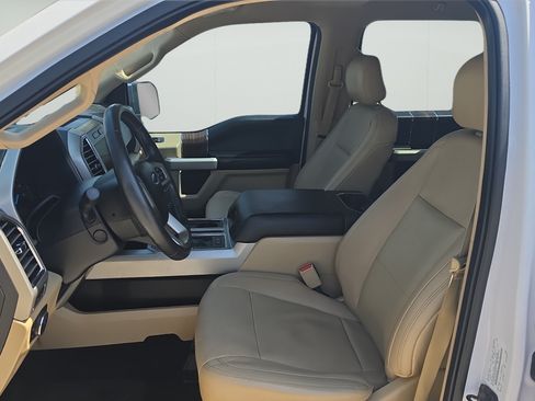 Used 2015 Ford F150 Lariat w/ Equipment Group 502A Luxury RWD image 10