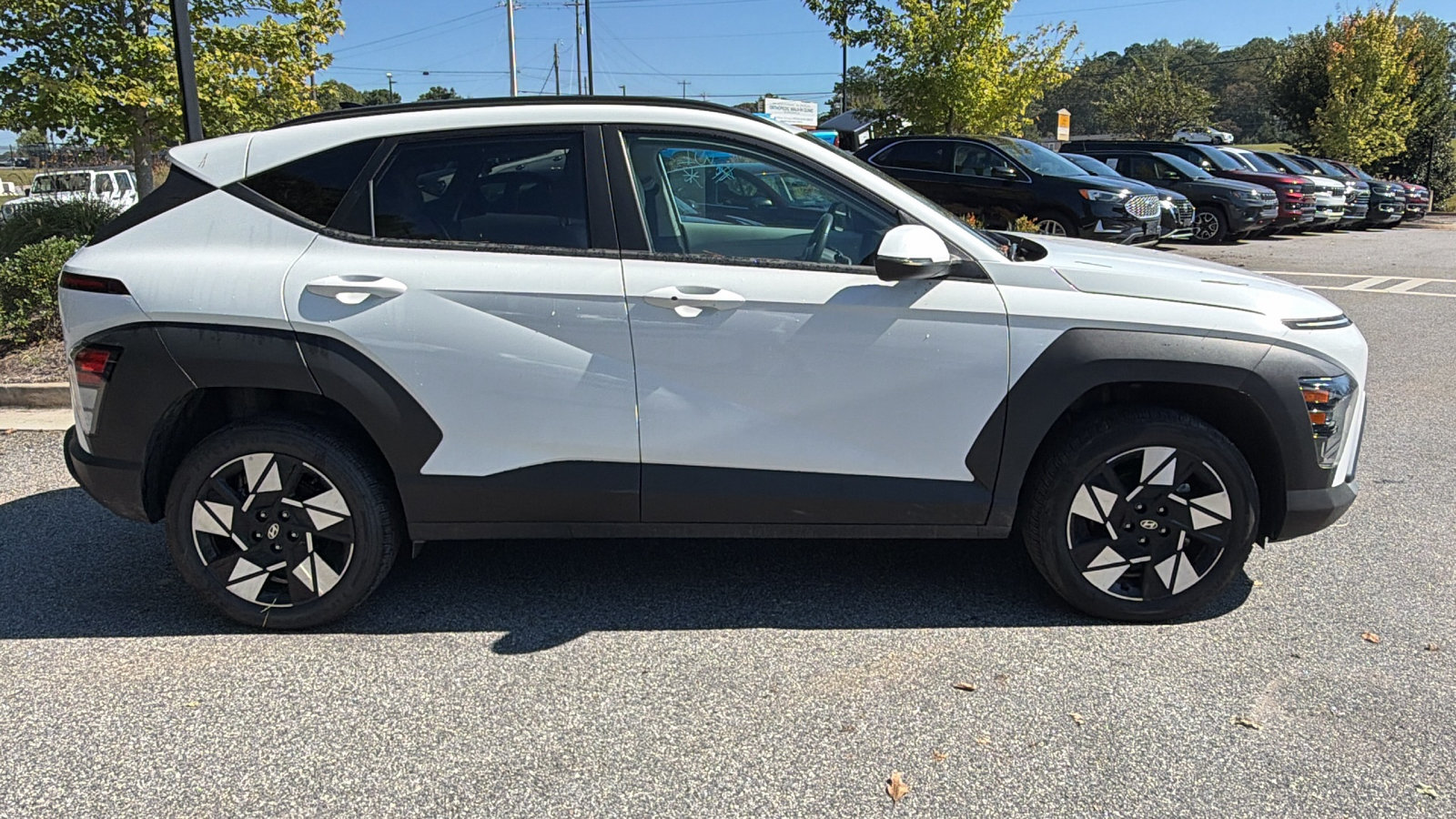 Used 2025 Hyundai Kona SEL AWD/4WD image 7