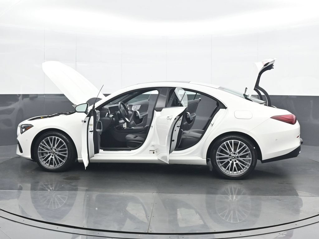 Used 2025 Mercedes-Benz CLA 250 4MATIC image 42