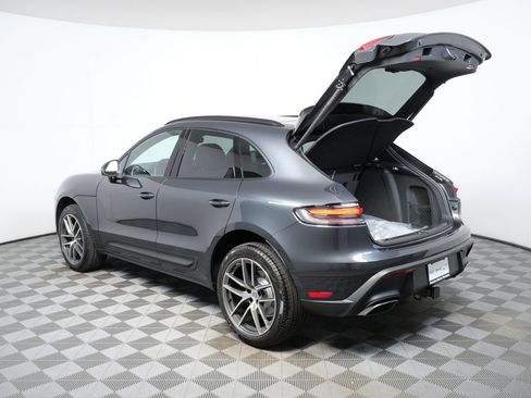 New 2026 Porsche Macan image 29