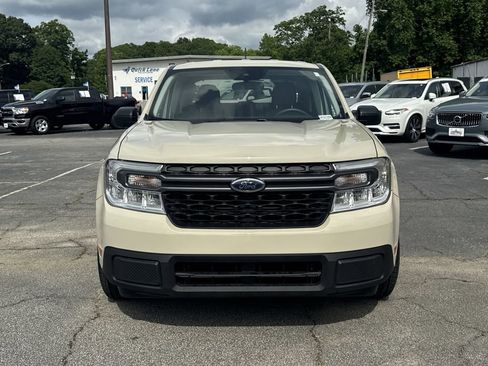 Used 2024 Ford Maverick XLT FWD image 2