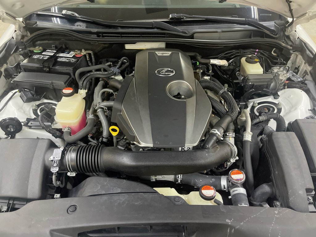 Used 2016 Lexus IS 200t RWD image 29