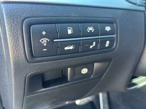 Used 2018 Genesis G80 3.3T Sport image 18