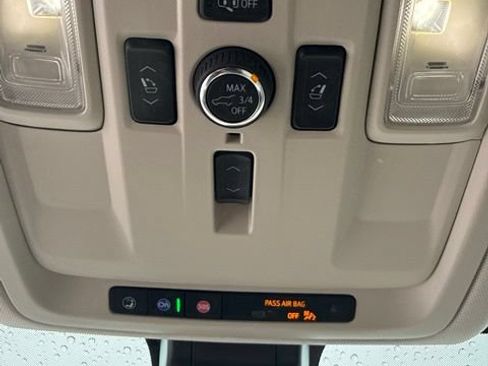 Used 2022 GMC Yukon Denali AWD/4WD image 41