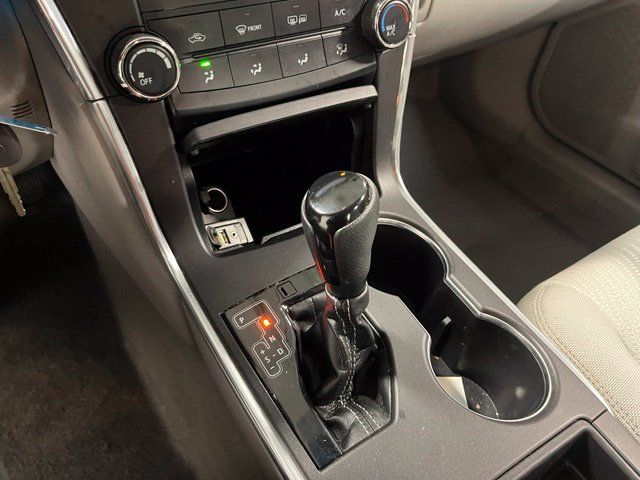 Used 2017 Toyota Camry LE FWD image 30