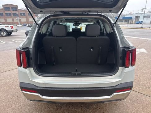 New 2026 Kia Sorento S w/ S Panoramic Sunroof Package AWD/4WD image 10