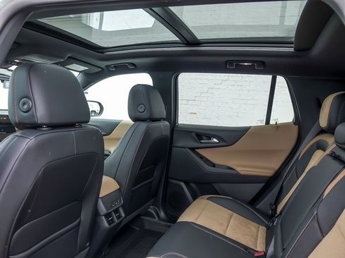 New 2026 Chevrolet Equinox ACTIV w/ Convenience Package III image 15