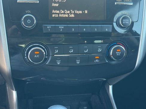 Used 2014 Nissan Altima 2.5 S w/ Sport Value Package image 24