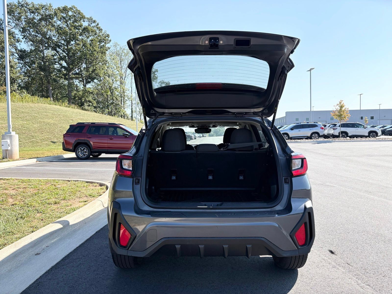 Used 2024 Subaru Crosstrek 2.0i Premium AWD/4WD image 11