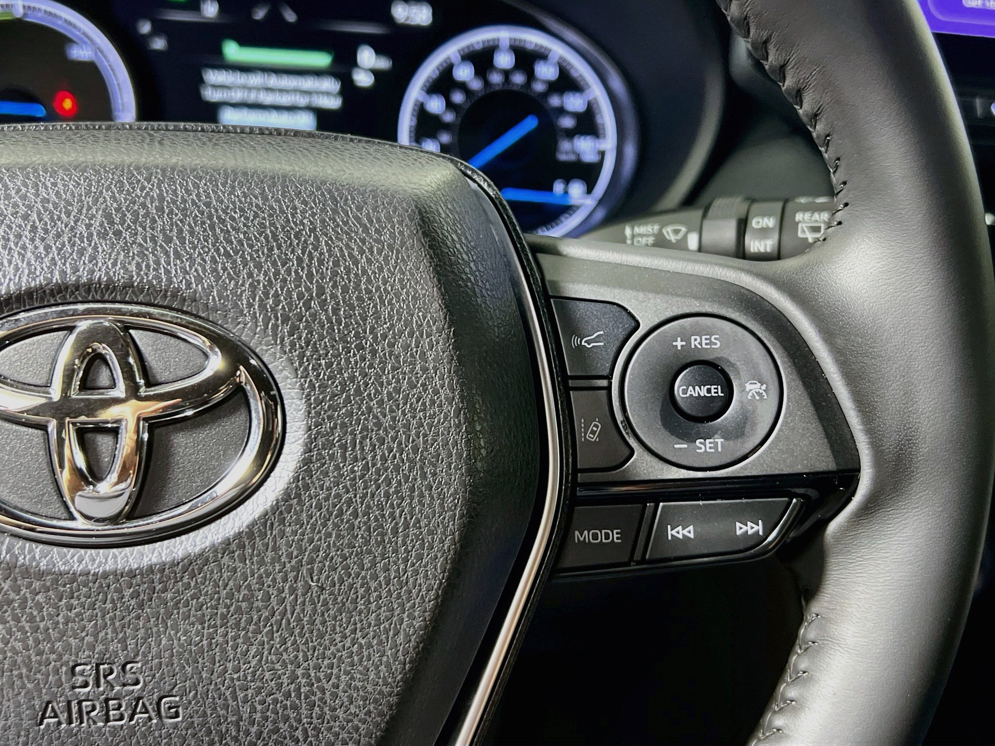 Used 2024 Toyota Venza Nightshade AWD/4WD image 19