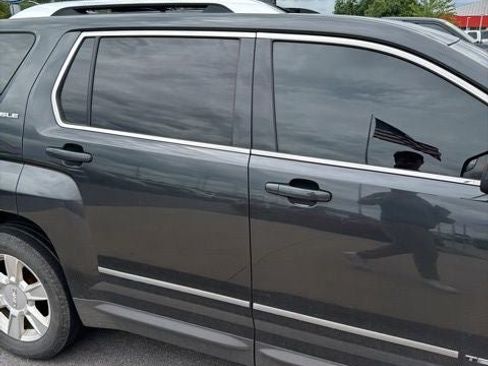 Used 2013 GMC Terrain SLE FWD image 11