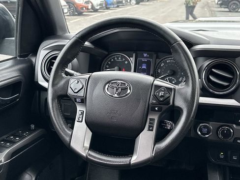 Used 2020 Toyota Tacoma SR5 image 14