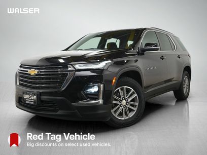 Used 2023 Chevrolet Traverse LT