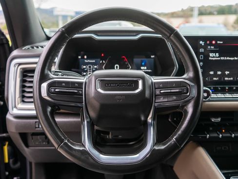 Used 2023 GMC Canyon Denali AWD/4WD image 14