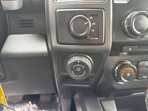 Used 2018 Ford F150 XLT w/ Equipment Group 301A Mid AWD/4WD image 20