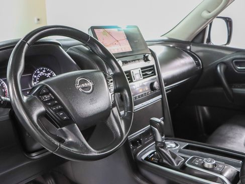 Used 2022 Nissan Armada SV w/ SV Appearance Package RWD image 23