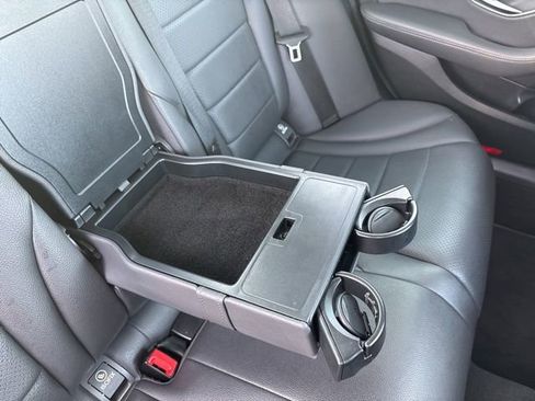 Used 2020 Mercedes-Benz C 300 Sedan image 24