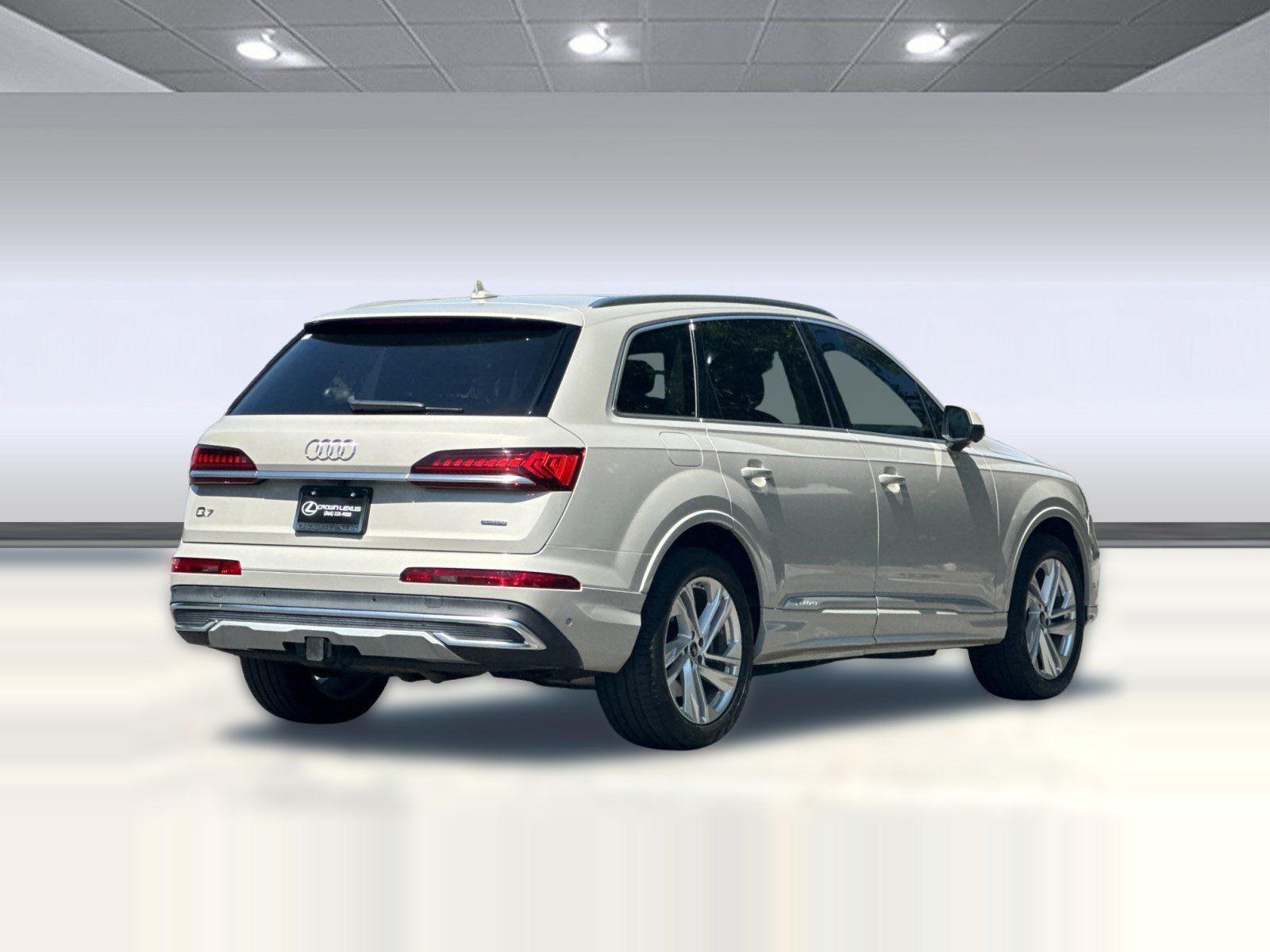 Used 2023 Audi Q7 3.0T Premium Plus AWD/4WD image 9