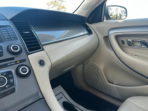 Used 2019 Ford Taurus SEL image 51