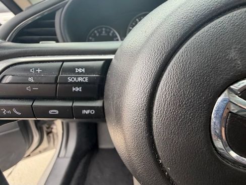 Used 2024 MAZDA MAZDA3 s FWD image 16