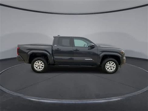 Certified 2025 Toyota Tacoma SR5 image 9