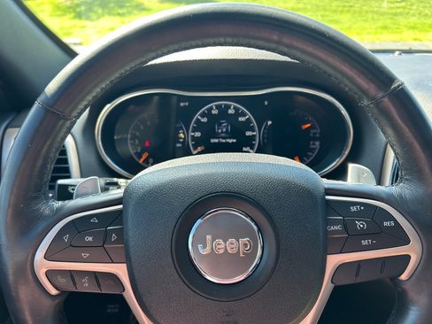 Used 2015 Jeep Grand Cherokee Altitude AWD/4WD image 22