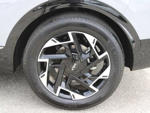 Used 2024 Kia Sportage SX FWD image 8