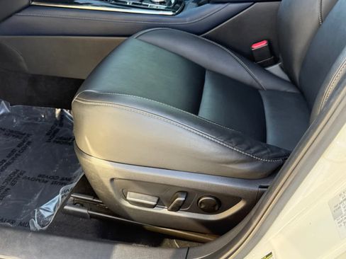 Used 2020 MAZDA CX-30 AWD w/ Preferred Package image 13