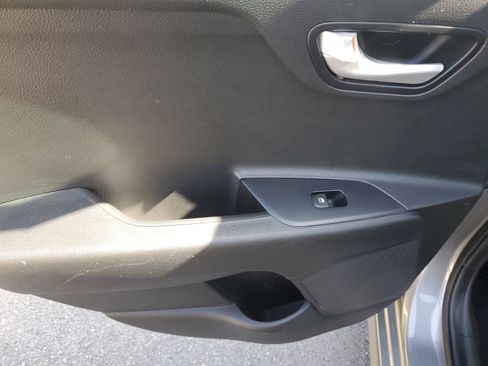 Used 2021 Kia Rio S FWD image 16