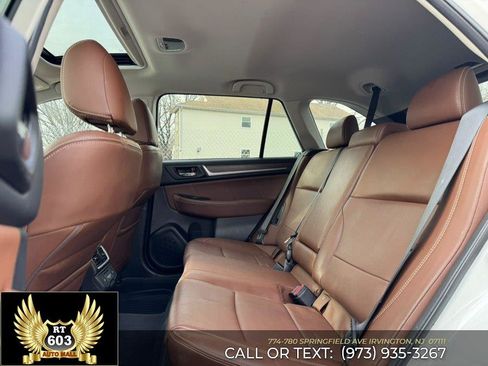 Used 2018 Subaru Outback 3.6R Touring image 9