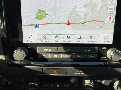 Used 2022 Nissan Frontier PRO-4X image 16