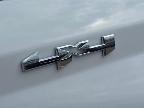 New 2026 GMC Canyon Elevation w/ Convenience Package image 19