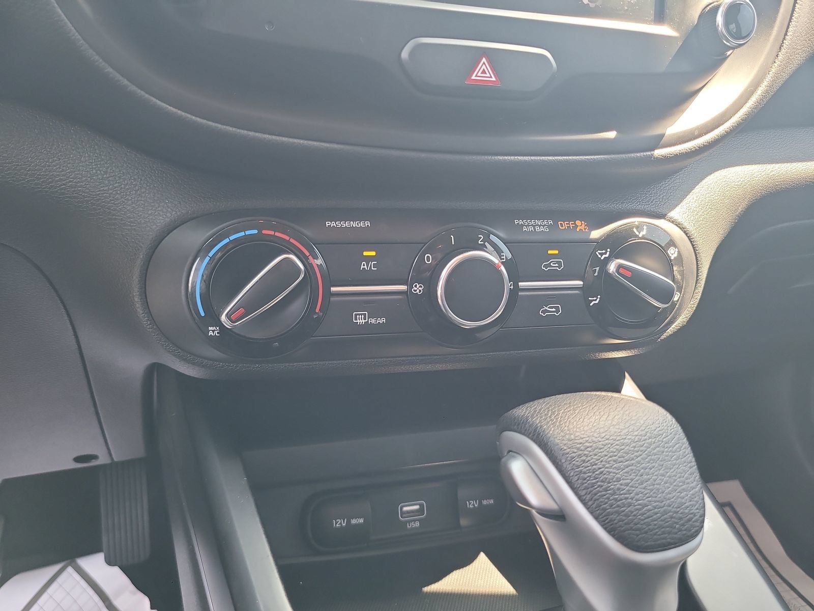 Used 2022 Kia Soul LX w/ Technology Package FWD image 18