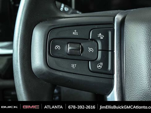 Used 2024 GMC Sierra 1500 SLT image 9