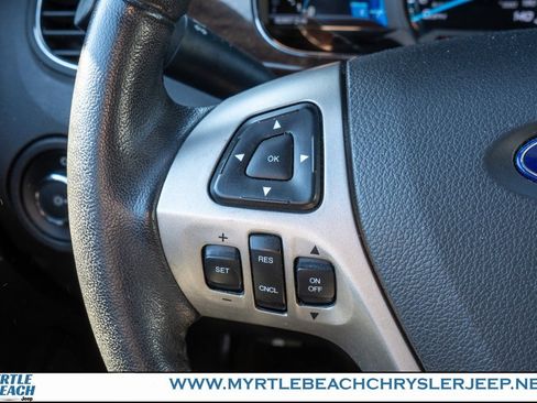 Used 2013 Ford Taurus Limited image 26