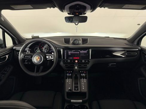 New 2026 Porsche Macan image 20