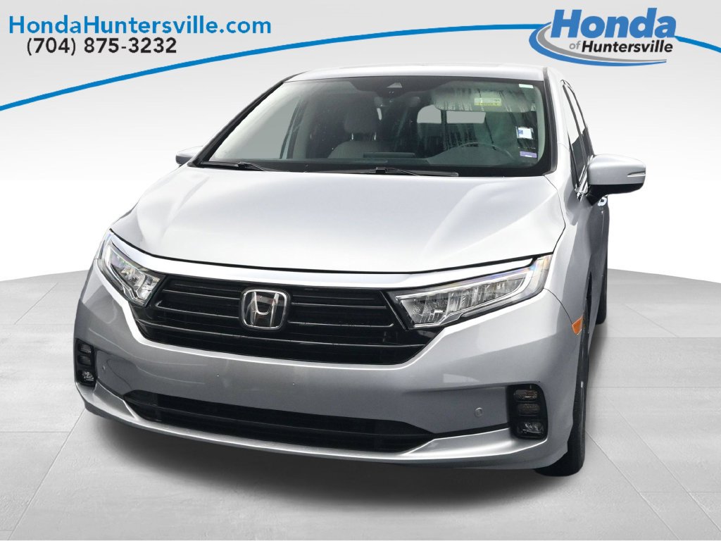 Used 2024 Honda Odyssey Elite image 2
