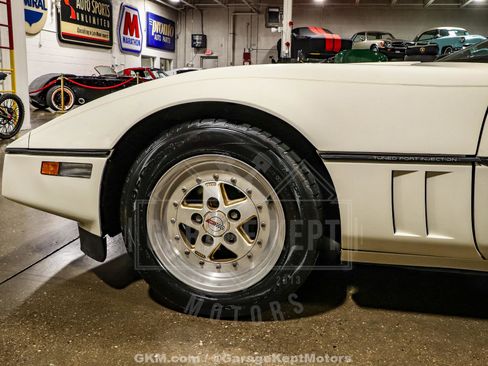 Used 1986 Chevrolet Corvette Pace Car Edition image 26