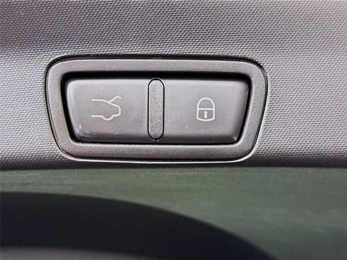 Used 2024 Alfa Romeo Stelvio Sprint image 21