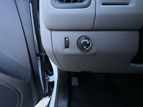 Certified 2021 GMC Canyon Elevation Standard w/ Convenience Package image 16