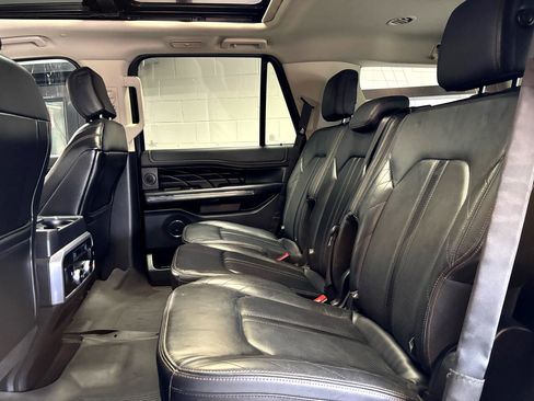 Used 2019 Ford Expedition Platinum image 26
