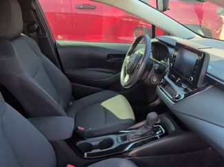 Used 2022 Toyota Corolla LE FWD video 2