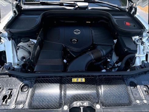 Used 2024 Mercedes-Benz GLE 350 4MATIC image 32