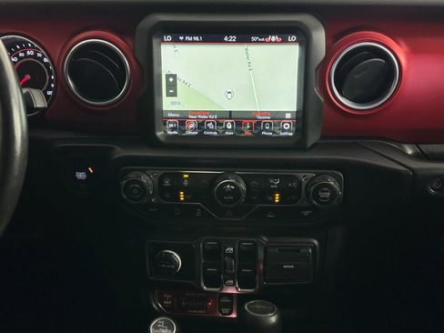 Used 2021 Jeep Gladiator Rubicon AWD/4WD image 32