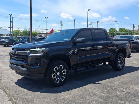 Used 2023 Chevrolet Colorado LT w/ LT Convenience Package III AWD/4WD image 4