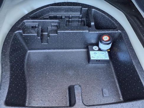 Used 2024 Kia Forte LXS image 31