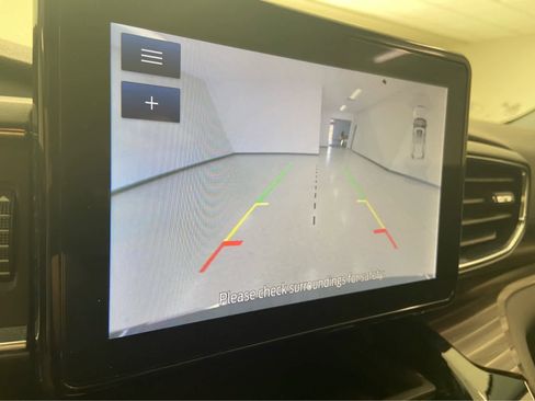 Used 2022 Ford Explorer Limited w/ Equipment Group 301A image 40