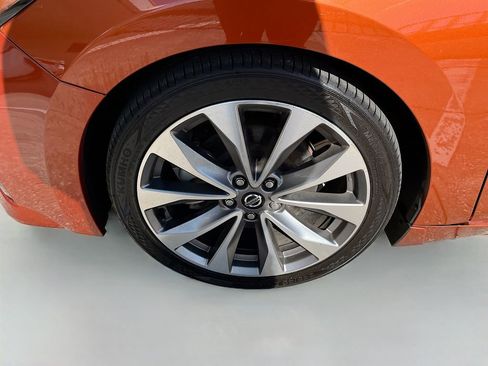 Used 2021 Nissan Maxima Platinum w/ Sport Mat Group image 32