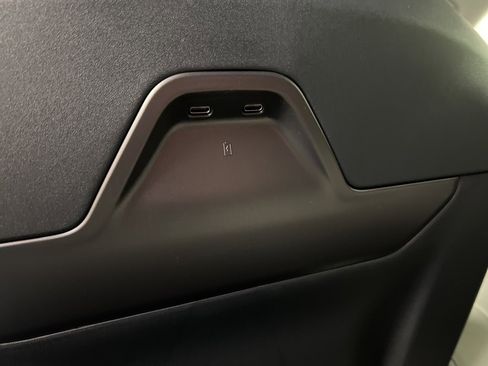 Used 2026 Lincoln Nautilus Premier w/ Equipment Group 102A image 37