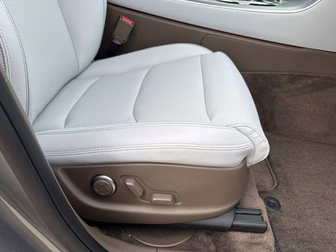 New 2026 Genesis GV70 2.5T Advanced image 14